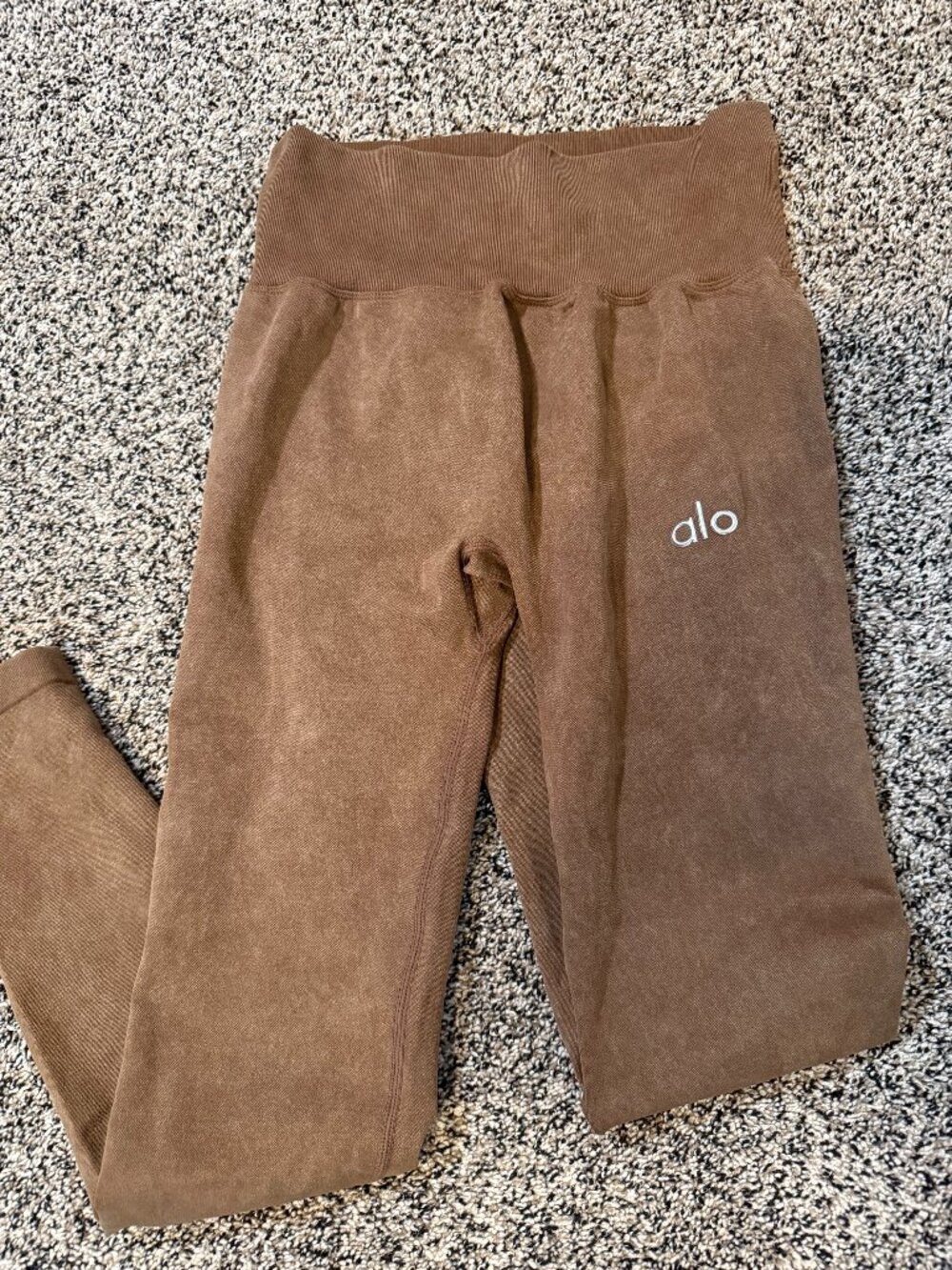 Alo Leggings